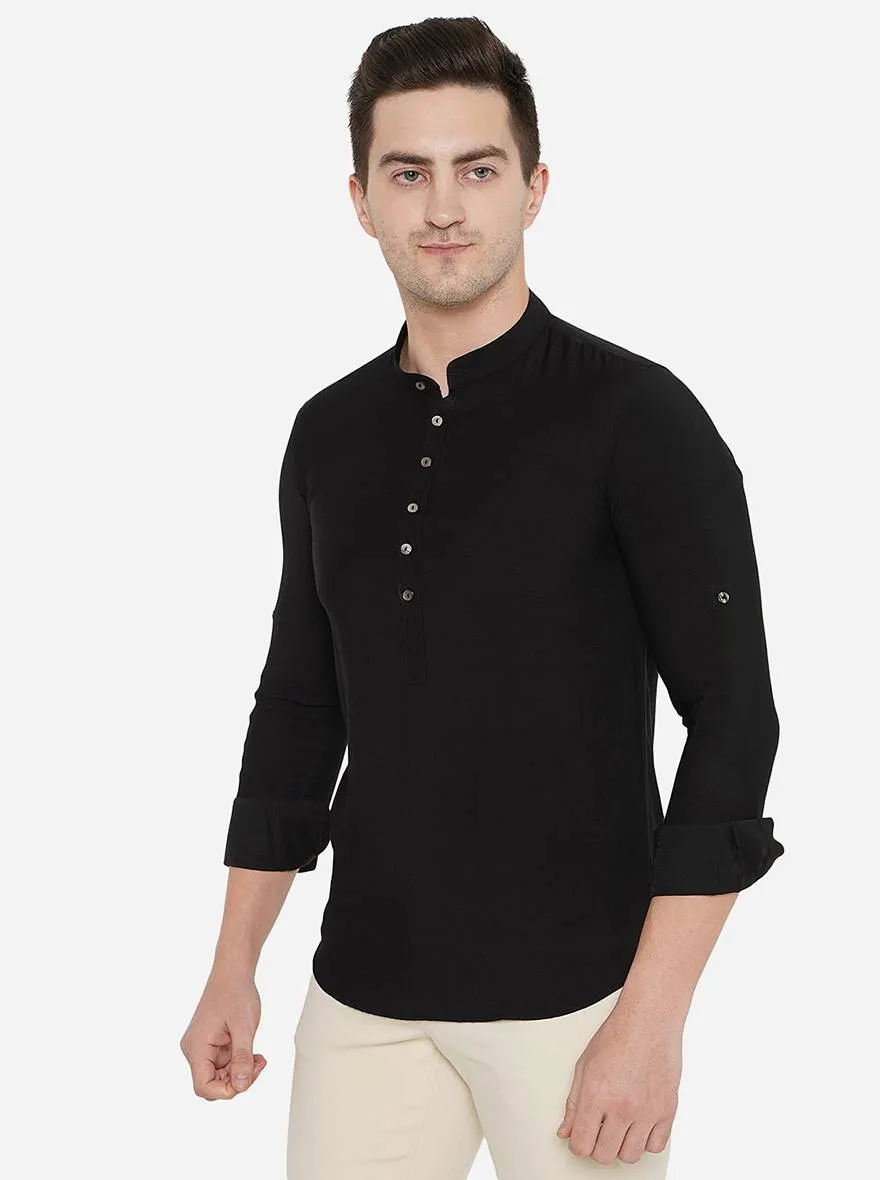 Black Solid Slim Fit Short Kurta | JB Studio