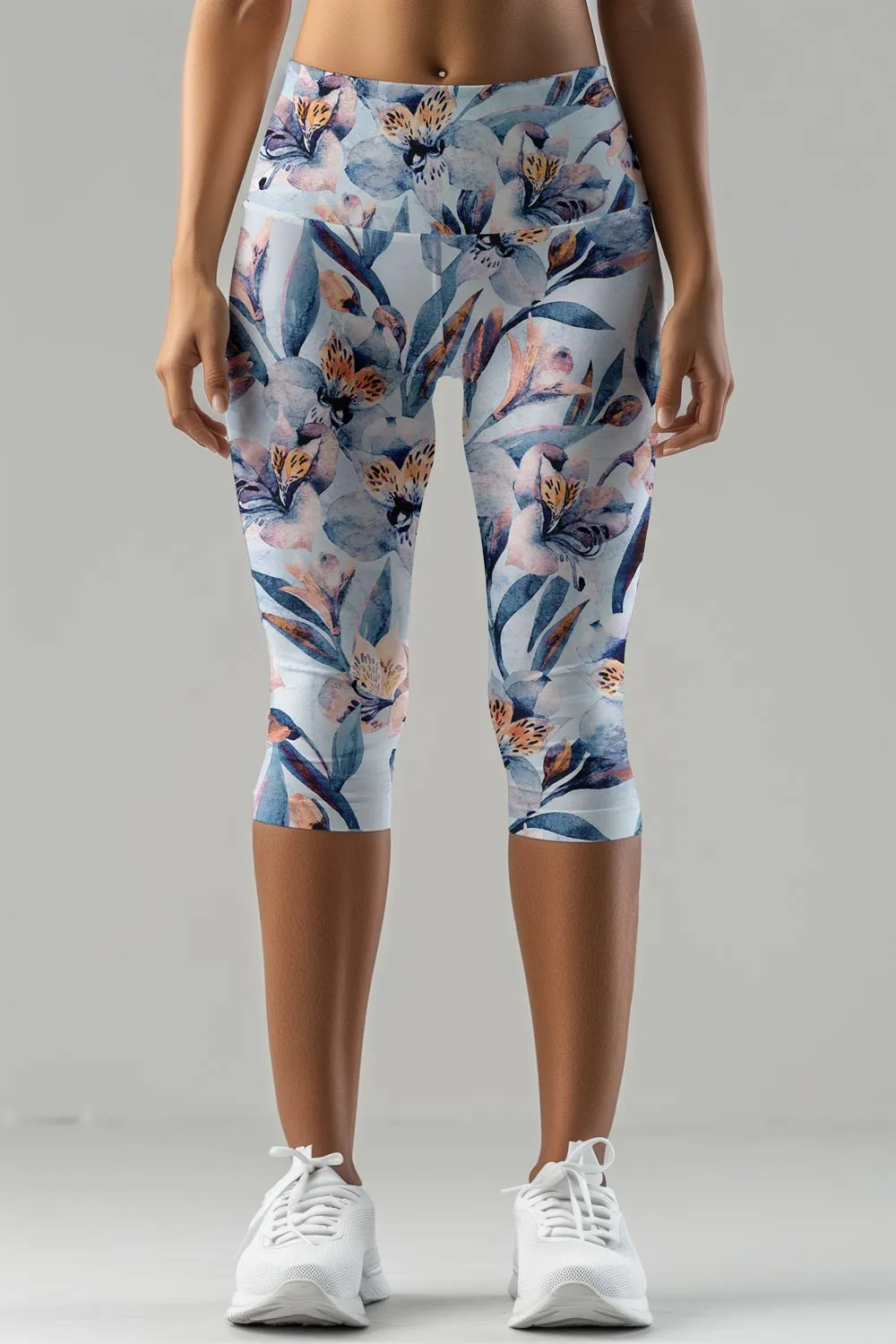 Florescence Ellie Blue Floral Performance Yoga Capri Leggings - Women