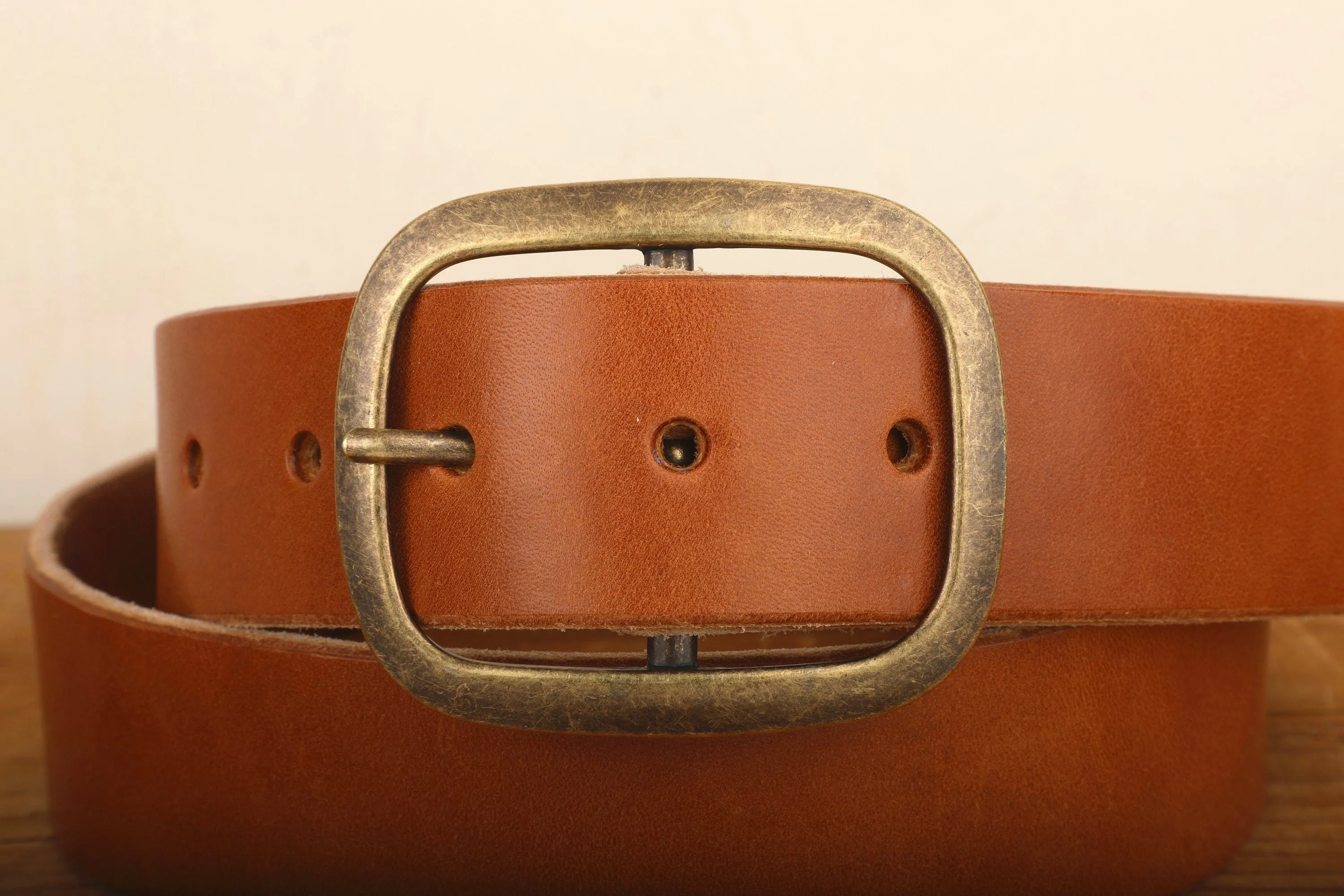 Medium Brown Bridle Leather belt with Brass Buckle