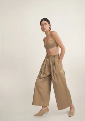 Odile Pant, Pebble