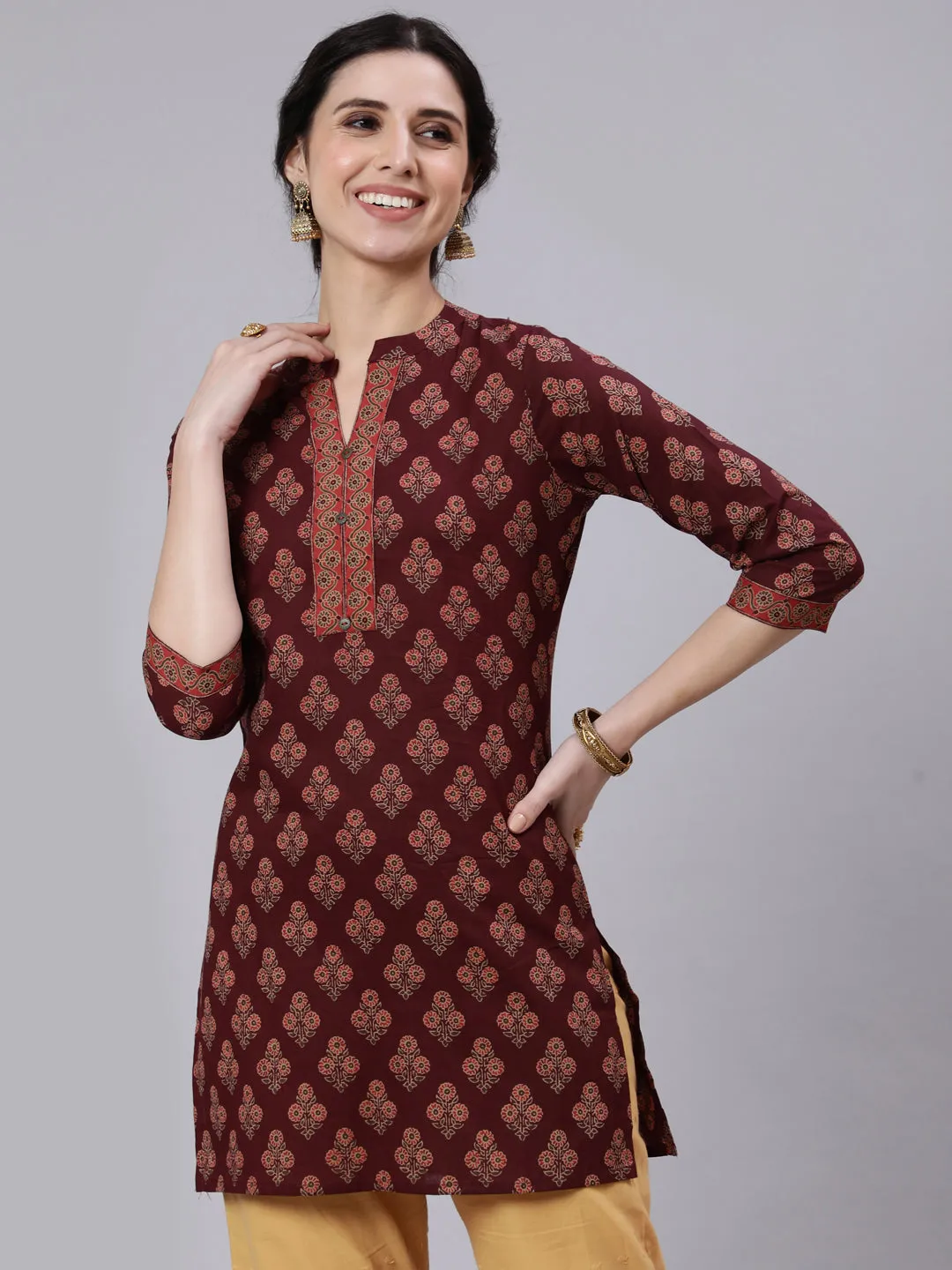 Women Burgundy Printed Straight Tunic With Three Quarter Sleeves